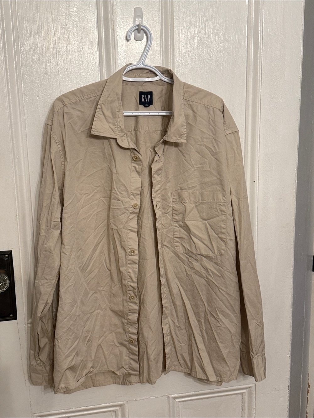 GAP Men's Tan Casual Button-Down Shirt